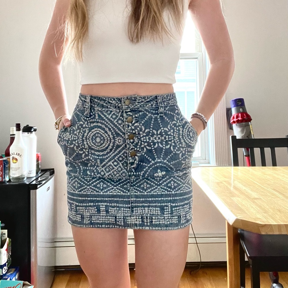 Fee People patterned mini denim skirt - size 0